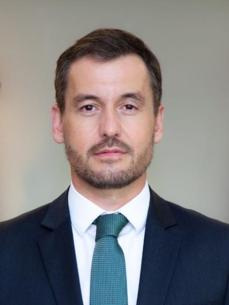 Fabiano Dallazen é diretor de relações institucionais do Grupo Aegea no Rio Grande do Sul Fabiano Dallazen é diretor de relações institucionais do Grupo Aegea no Rio Grande do Sul