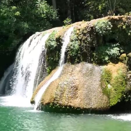 Uma das cachoeiras na Estância Mimosa, em Bonito - Reprodução/Instagram/@estanciamimosa