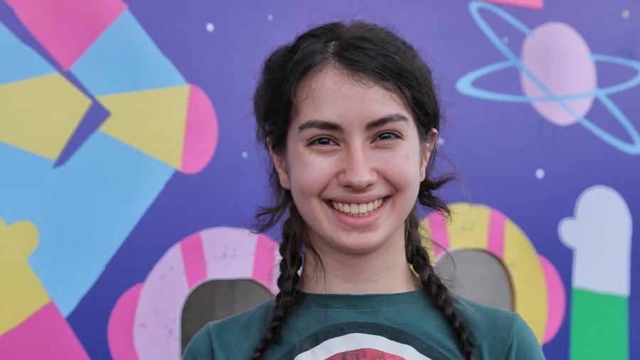 A estudante Mariana foi vencedora do prêmio Força Meninas, iniciativa que visa capacitar jovens a desenvolverem suas habilidades - Divulgação/Prêmio Força Meninas