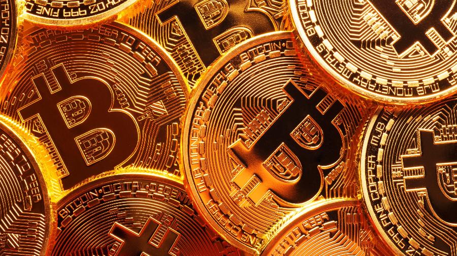 Após a divulgação das orientações, o bitcoin passou a cair e, no início da tarde, recuava mais de 8%, a US$ 37.035 - Getty Images