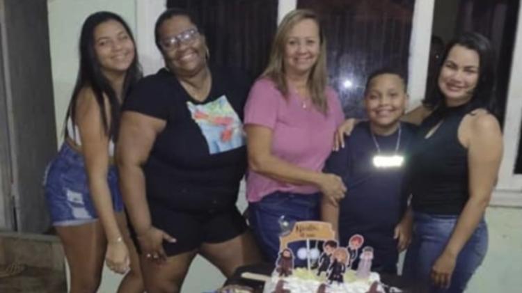 Nicollas comemora aniversário de 10 anos na companhia da família - Arquivo Pessoal - Arquivo Pessoal