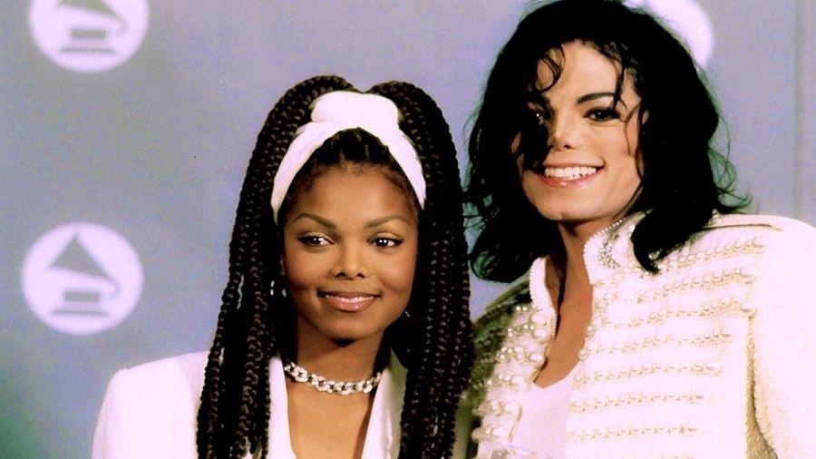 Janet Jackson confessou que ela os irmãos tiveram infâncias "difíceis" - Reprodução.