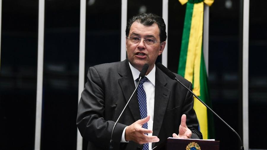 Senador Eduardo Braga (MDB-AM) é o líder na liberação de emendas individuais em 2023