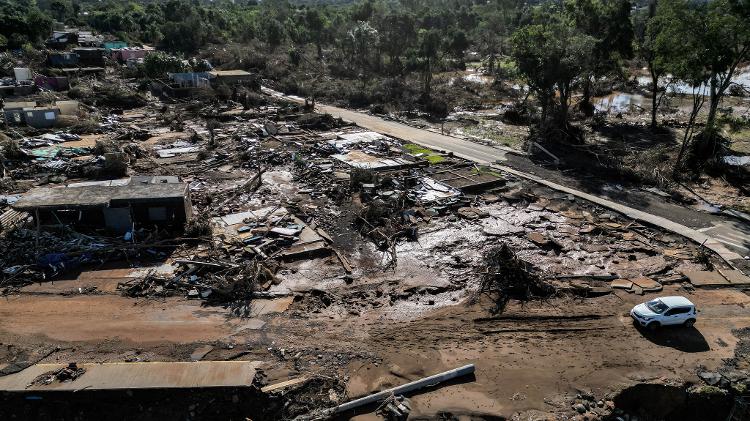 Vista aérea da destruição em Cruzeiro do Sul