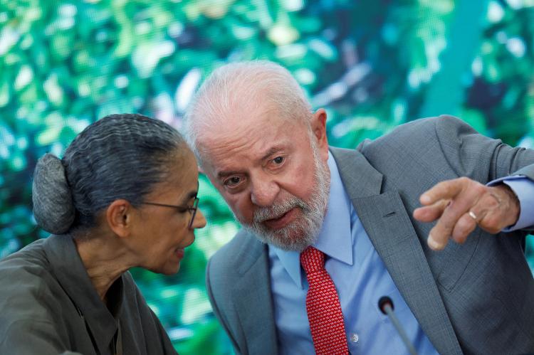 O presidente Lula (PT) e a ministra Marina Silva no Dia do Meio Ambiente, no Palácio do Planalto