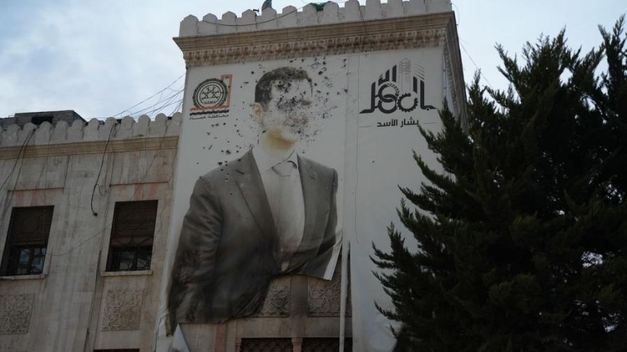 Tiros sobre a imagem de Assad na Síria