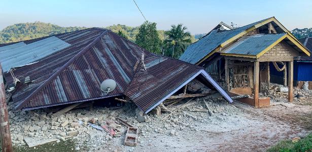 Photo: UOL Notícias Terremoto de 7,7 na Indonésia deixa dois mortos e gera alerta de tsunami
