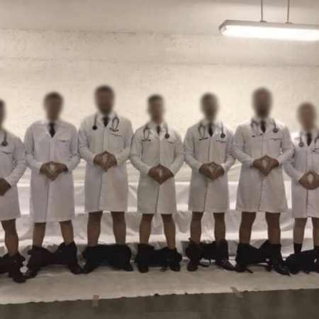 Foto de médicos do Espírito Santo gerou revolta nas redes sociais em 2017 - Reprodução