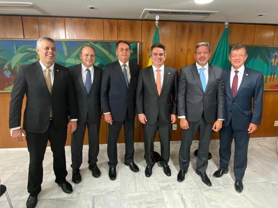 Governo favorece aliados investigados ao adiar veto ao pacote anticrime