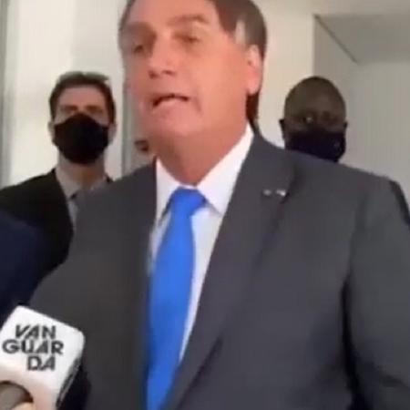 Bolsonaro atacou a repórter da Globo hoje - Reprodução