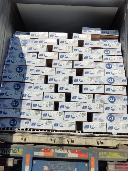 O contêiner continha 1.155 caixas de carne, avaliadas em R$ 700 mil - Divulgação / Polícia Civil / Deinter 6