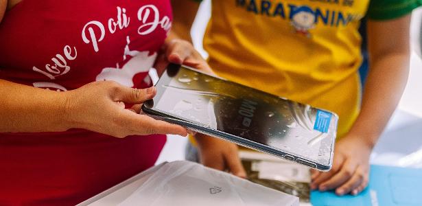 Prefeitura de SP precisa entregar 1/3 de tablets prometidos a escolas - Vimarsana News