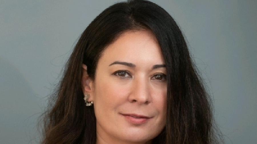 Helena Tenorio Veiga de Almeida, economista sênior do Banco Nacional de Desenvolvimento Econômico e Social (BNDES) - Reprodução/LinkedIn