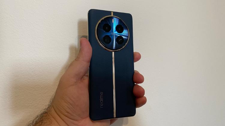 Visual do Realme 12 Pro+ é inspirado na alta relojoaria Visual do Realme 12 Pro+ é inspirado na alta relojoaria