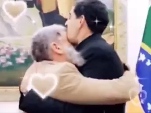 Eduardo Bolsonaro publica vídeo falso de Celso Amorim abraçando Nicolás Maduro