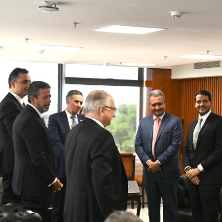 Reunião em agosto de ministros do STF com presidentes da Câmara e do Senado e representantes do governo Lula para tratar de emendas parlamentares