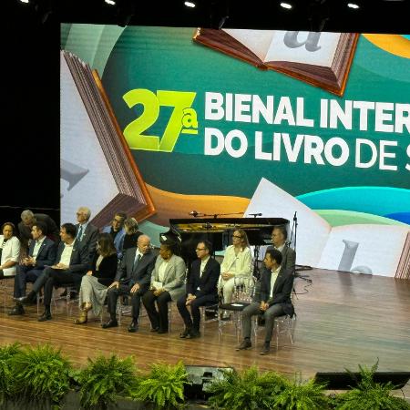 Lula participa da abertura da Bienal Internacional do Livro de São Paulo - Bruno Luiz/UOL