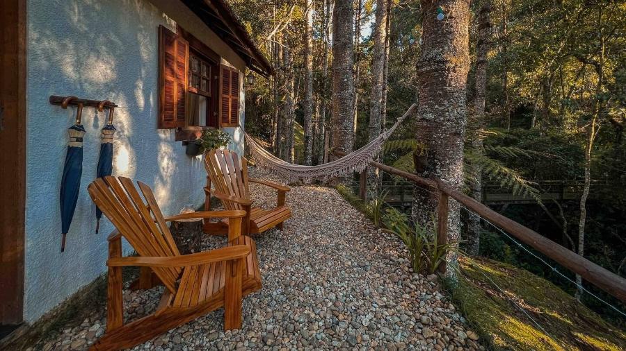 Chalé em Itatiaia (RJ) oferece conforto e relaxamento para casais Chalé em Itatiaia (RJ) oferece conforto e relaxamento para casais