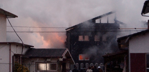 Resultado de imagem para Helicóptero militar cai em área residencial no sul do Japão