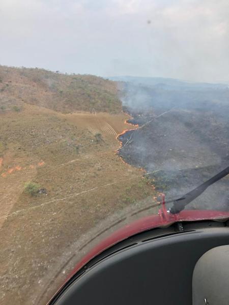 Vista aérea da área em chamas na Chapada dos Veadeiros - ICMBio/CBM-GO/Rede Contra Fogo