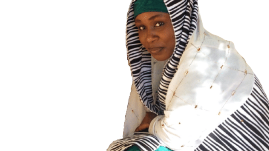 Aisha Yerima, sequestrada aos 21 anos, conta como viveu com militantes na Nigéria - A T Nwaubani