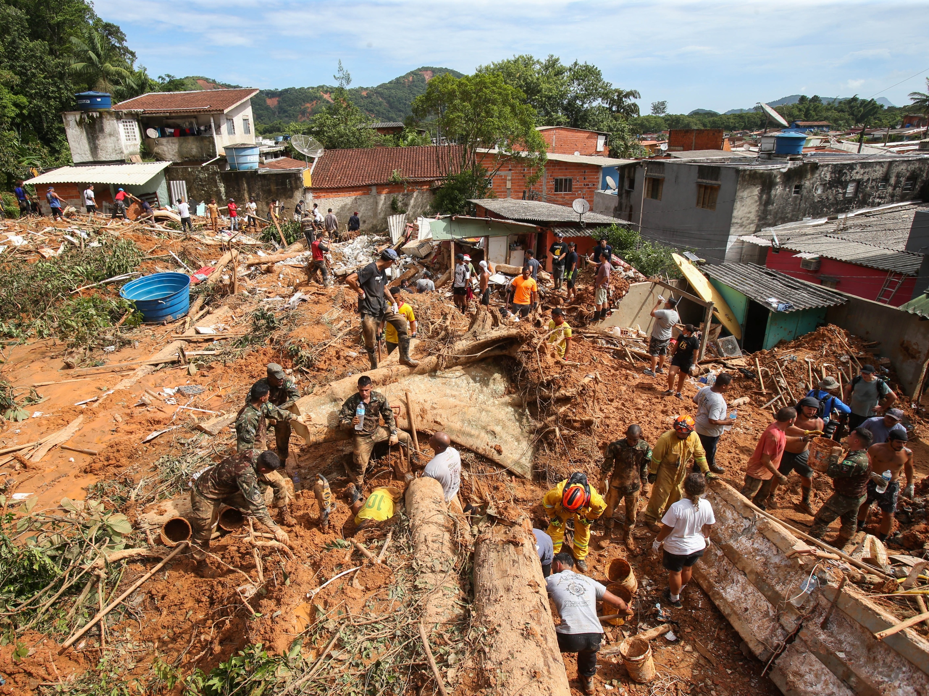 Aquecimento anula dados históricos e impede previsão exata de chuva extrema