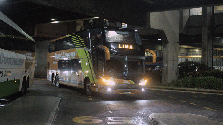 Ônibus - Pietra Carvalho/ysoke - Pietra Carvalho/UOL