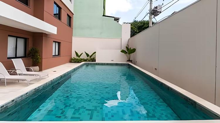 Com calorão, piscina é uma ótima opção para refrescar Com calorão, piscina é uma ótima opção para refrescar