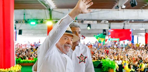 Na Bahia, Lula pede votos para Rui Costa e Jaques Wagner ao Senado