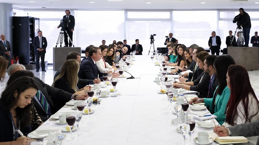 Presidente Jair Bolsonaro responde perguntas de jornalistas durante o café da manhã - Marcos Corrêa/PR
