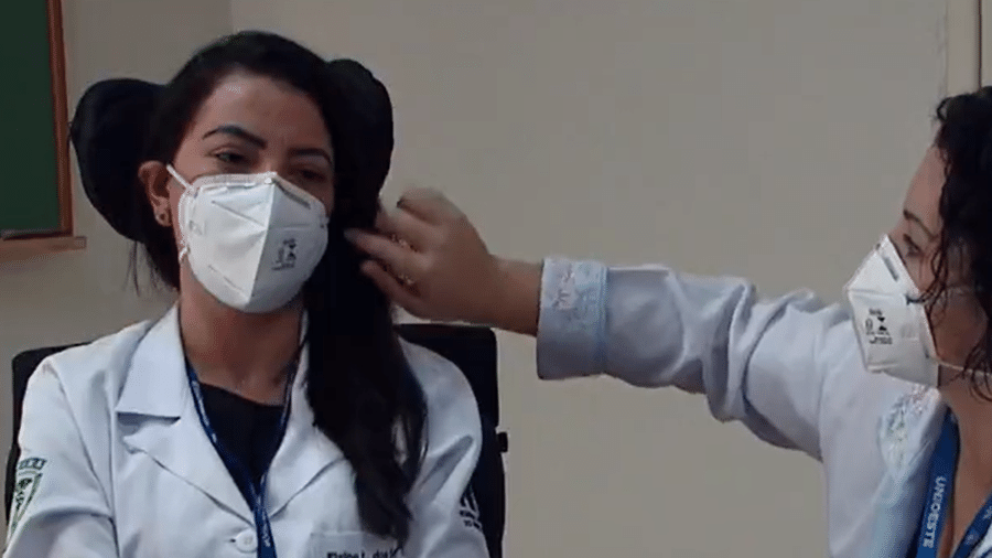 Elaine Luzia dos Santos se tornou médica e já atua na área  - Reprodução/RPC TV