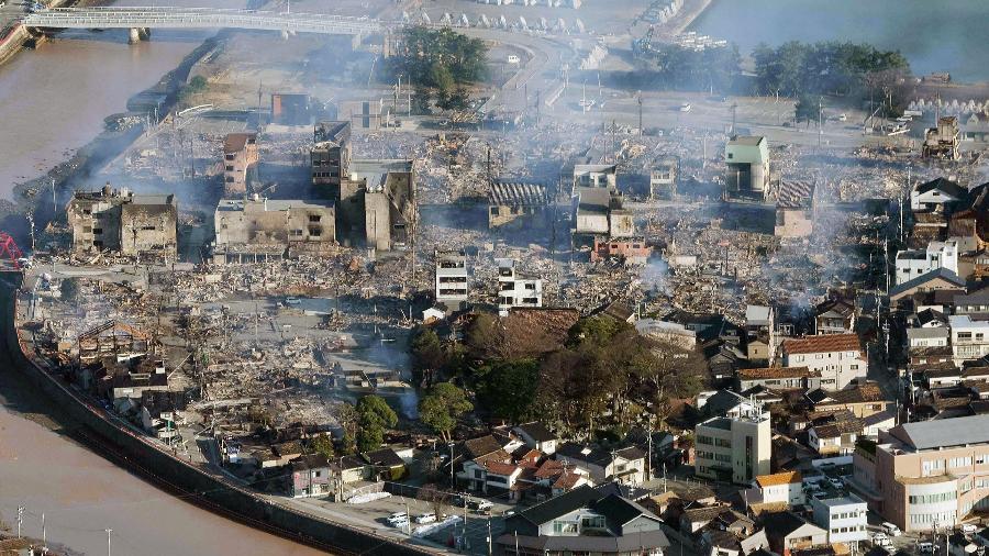 Destruição em Wajima, no Japão, após terremoto de magnitude 7,6 na região de Noto nesta segunda-feira