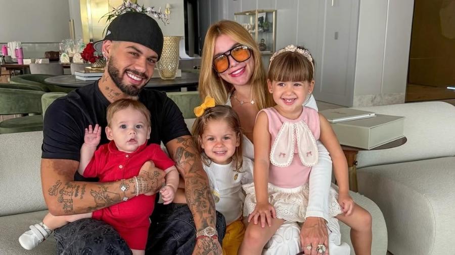 Zé Felipe e Virginia têm 3 filhos Zé Felipe e Virginia têm 3 filhos