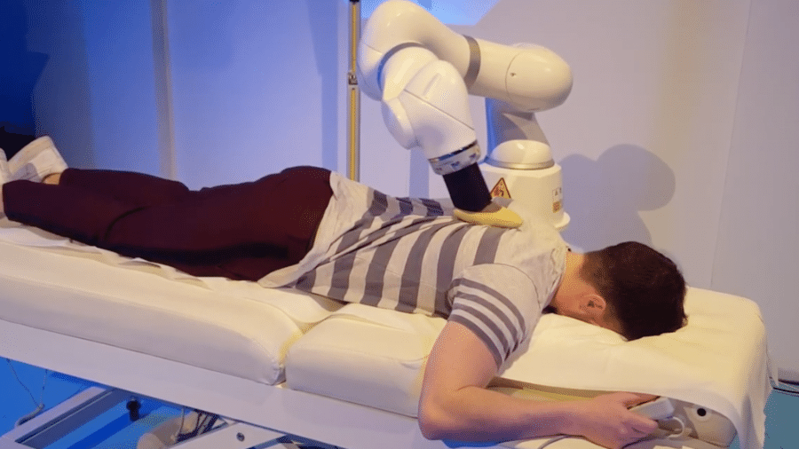 Robô massagista pode resolver seu problema de dor nas costas - Reprodução