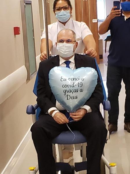O deputado federal Hildo Rocha (MDB-MA) recebeu alta de hospital de Brasília após 18 dias de internação por conta da covid-19 - Divulgação