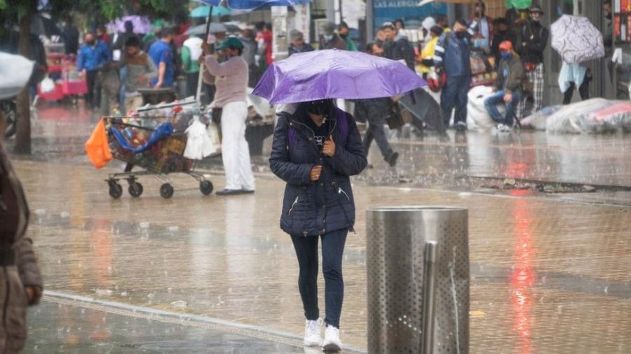 O fenômeno La Niña já trouxe fortes chuvas para algumas regiões e provavelmente deixará o clima global um pouco mais frio em 2021 - Getty Images