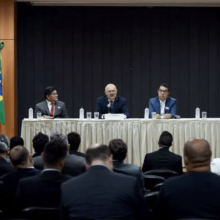 Reunião do ministro da Educação com prefeitos em Brasília, com a presença dos pastores Gilmar Santos e Arilton Moura - Reprodução/Instagram/mribeiro.mec