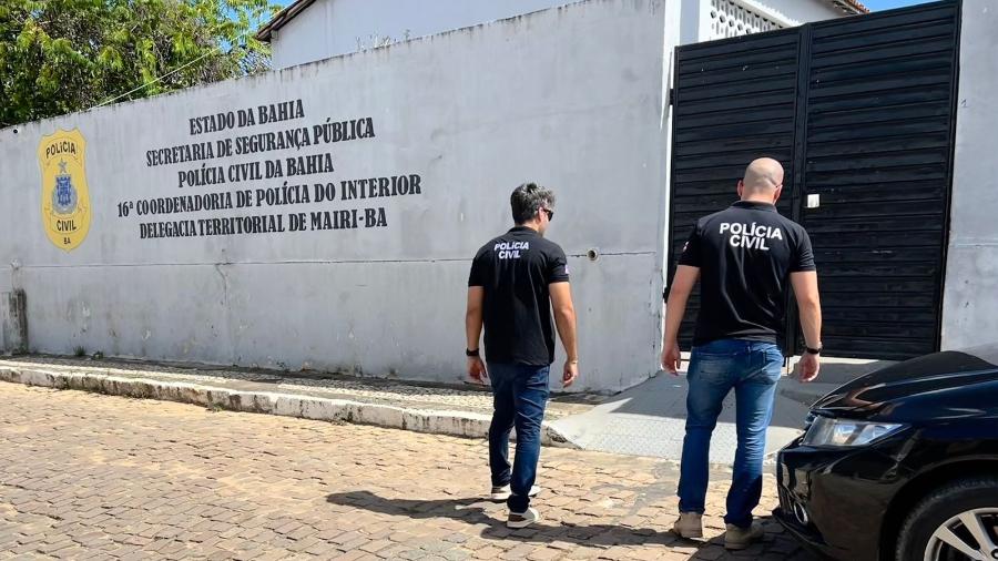 Mulher foi presa após denúncia anônima informar que ela aliciava filhas para prostituição, uma delas de 15 anos - Secretaria de Segurança Pública da Bahia/Assessoria de imprensa