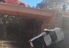 Adolescente morre após picape na qual ela estava cair de ponte em Goiás - CBMSC/Divulgação