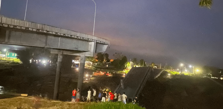 Ponte desaba no Acre e deixa quatro feridos em Sena Madureira - undefined