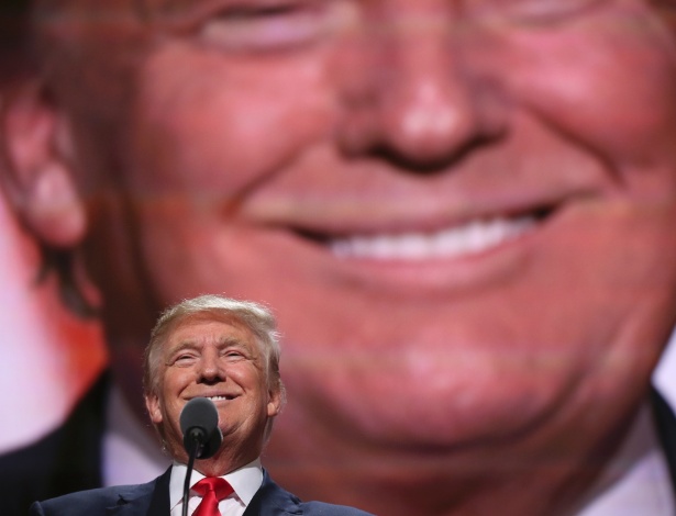 Trump não pode delegar fracassos e terá que assumir contradições