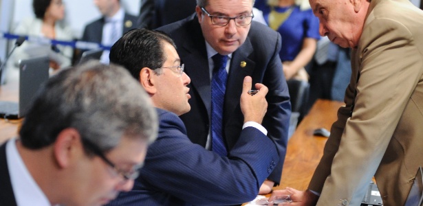 Senadores participam de sessão da CCJ, que começou a analisar a indicação de Alexandre de Moraes ao STF - Pedro França/Agência Senado