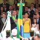 O presidente Jair Bolsonaro, ao lado da primeira dama Michelle Bolsonaro, do vice Hamilton Mourão, do apresentador do SBT Silvio Santos e do bispo Edir Macedo, da Igreja Universal, participa do desfile de 7 de setembro, na Esplanada dos Ministérios - Pedro Ladeira/Folhapress