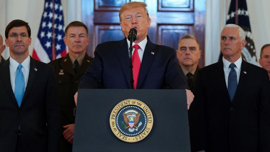 8.jan.2020 - O presidente dos EUA, Donald Trump, faz pronunciamento na Casa Branca após ataques a bases norte-americanas no Iraque - Kevin Lamarque/Reuters