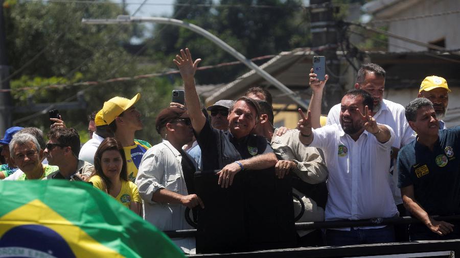 27.out.2022 - O presidente Jair Bolsonaro (PL) faz comício na Baixada Fluminense - Ricardo Moraes/Reuters