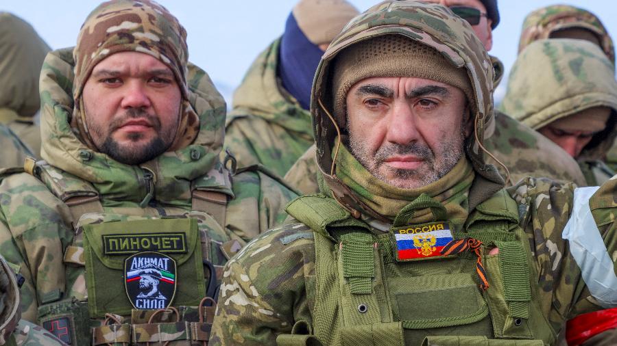 Soldados russos partem para atuar na guerra do país contra a Ucrânia 