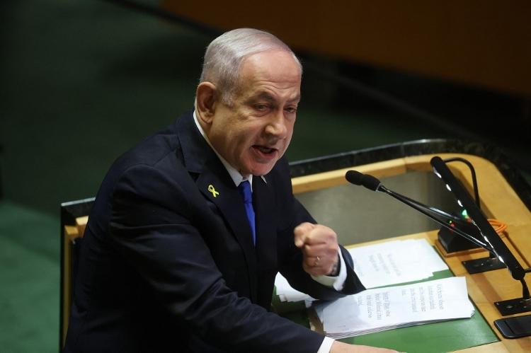 O primeiro-ministro israelense, Benjamin Netanyahu, discursou na Assembleia Geral das Nações Unidas em 27 de setembro, quando ordenou o ataque a Nasrallah