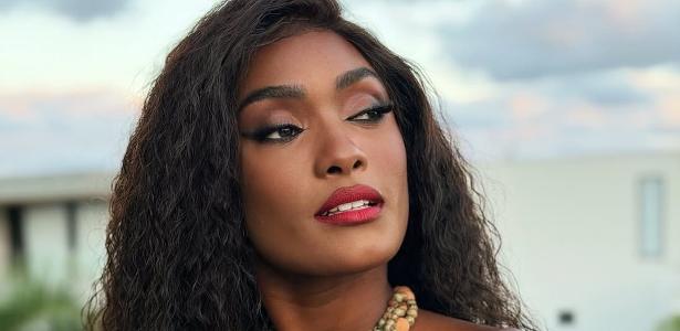 Erika Januza é internada com infecção renal e passa bem