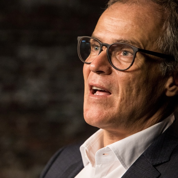 Simon Plestenjak/UOL