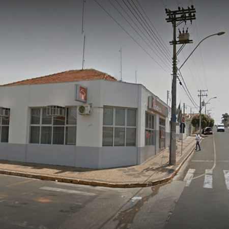 Grupo assaltou banco em Pindorama e foi interceptado em Jundiaí, em dois veículos - Google Street View/Reprodução